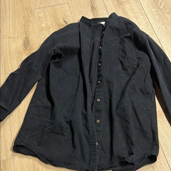 Aritzia Black Lightweight Shirt Jacket - Picture 1 of 6
